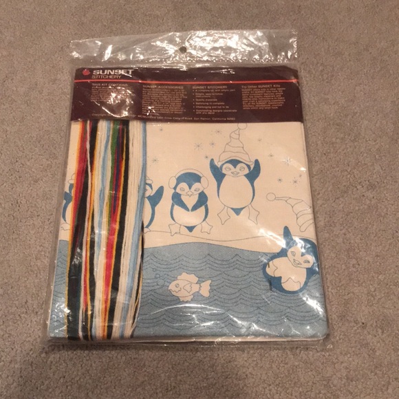 Sunset Arctic Playmates Stitchery Kit - Picture 2 of 2